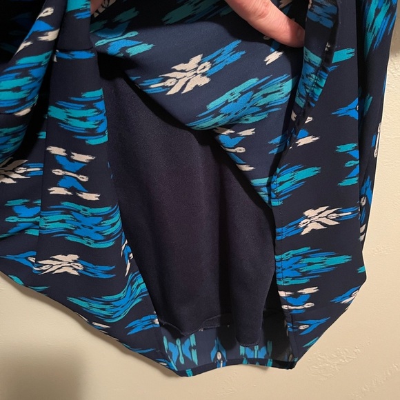 Everly Blue and White Colorful Geometric Patterned Shift Dress Medium 3/4 Sleeve - Picture 5 of 12